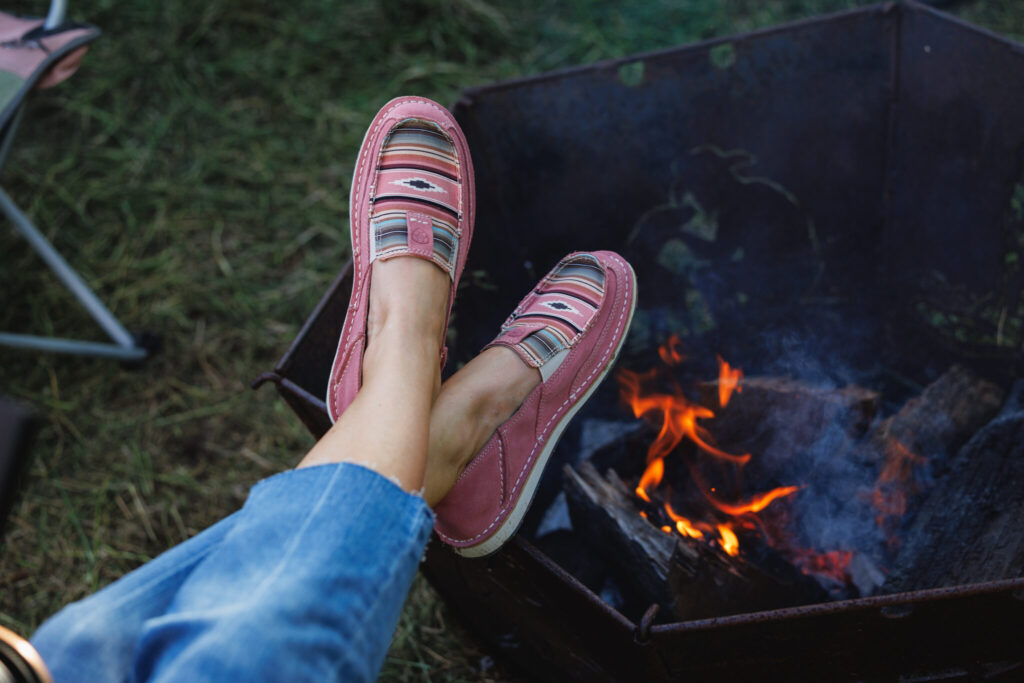 Best Boots for Globetrotting: Cruisers for off-the-horse - Ariat Australia & New Zealand & Globetrotting Horse Riding Holidays